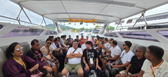Swann Travels group photograph