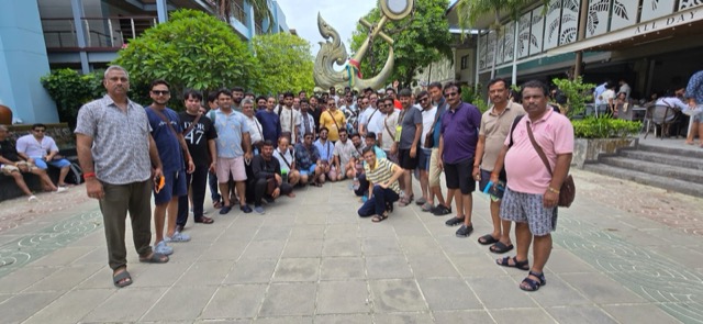 Swann Travels group photograph